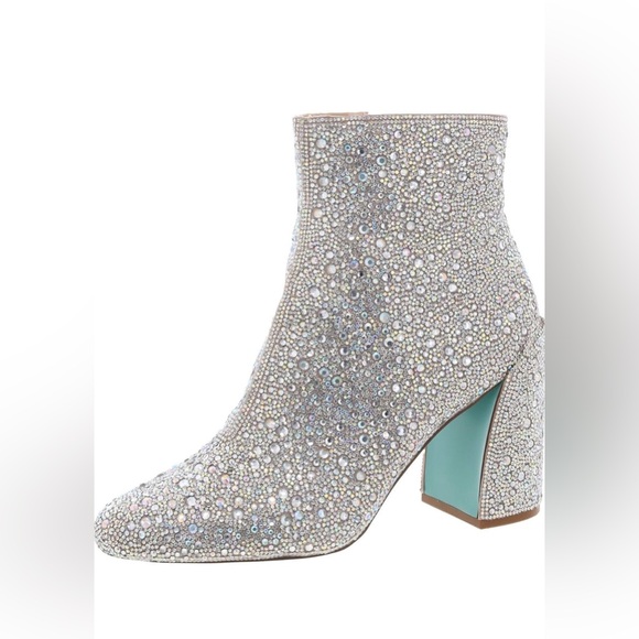 Betsey Johnson Shoes - NWT Betsey Johnson
Women's Hugo Block High Heel Booties size 6 1/2